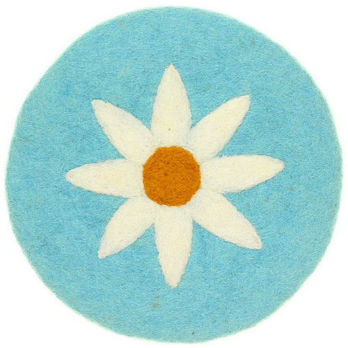 Vilten Onderzetter Rond - Turquoise met Witte Margriet - 20 cm - Fairtrade Homedeco