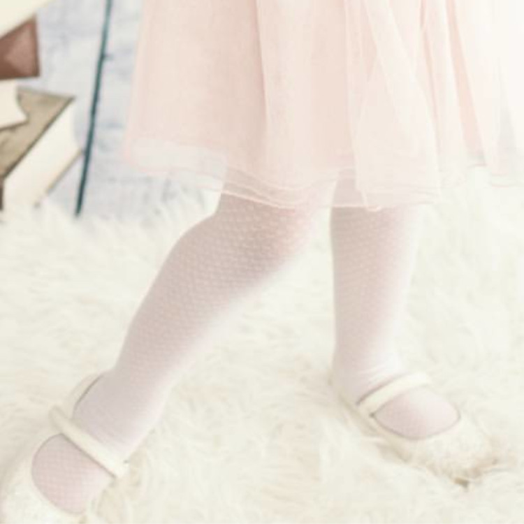 Kinderbeenmode voor bij feestkleding