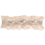 Kanten ivoren kousenband met 3 strikjes