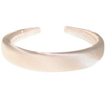 Diadeem Haarband - Ivoorkleurig Satijnstof Gewatteerd - Kindermaat - Breedte 2,5cm 