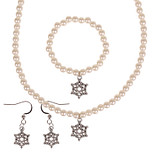 Set - Kinderketting, armbandje en oorbellen - ivoorkleurige immitatieparels 6mm - Hangertje sneeuwvlokje zilverkleurig 1,2cm