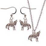 Set - Ketting 55cm - Oorbellen Zilverkleurig - Hangertje Huilende Wolf zilverkleurig 1,8cm