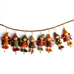 Vilten hanger feetje aardetinten - 10cm