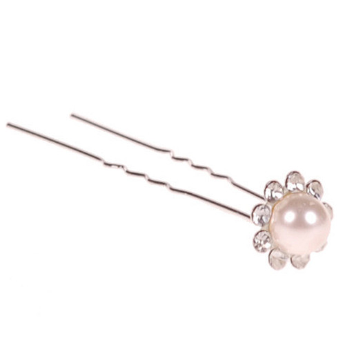 Haarsteker met strass rondom een parel