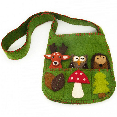 Groen Vilten Tasje met Boom en Paddestoel en Vingerpoppetjes van Egel, Uil en Eland - 23x22cm