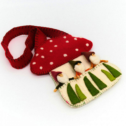 Schoudertasje Wolvilt - Paddenstoel met Kabouter Vingerpoppetjes - Handmade&Fairmade - 20x30cm