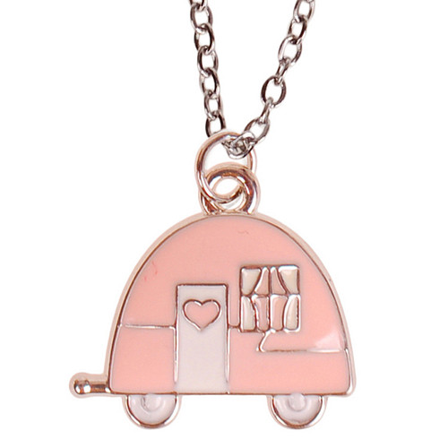 Ketting Zilverkleurig 55cm - Hangertje Caravan roze zilverkleurig geëmailleerd 2cm
