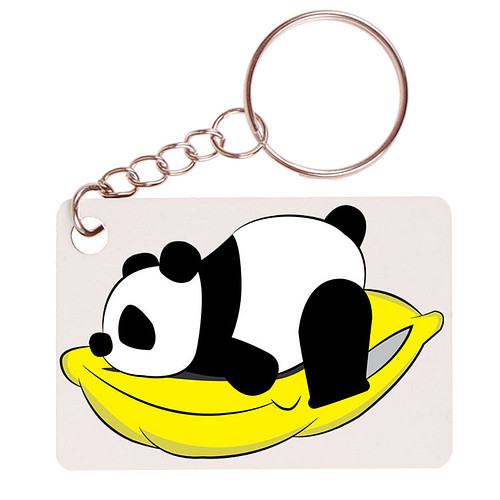 Sleutelhanger 6x4cm - Panda op Geel Kussen