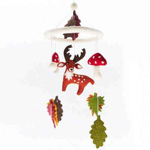 Vilten Mobiele Met Hertje in Herfstbos