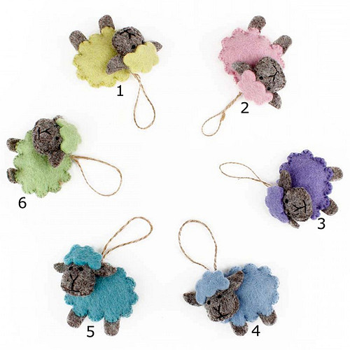 Vilten Hanger Wollig Schaapje in Pastetltinten - 10cm