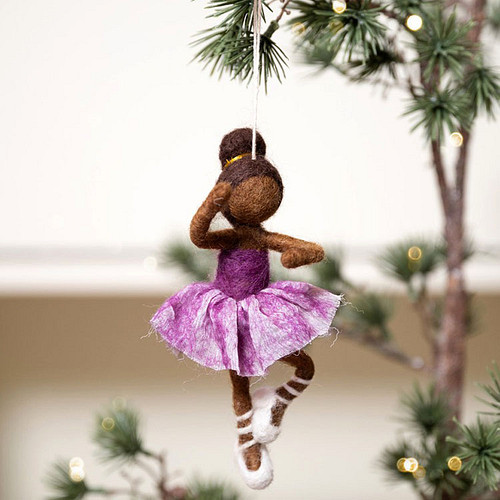 Hanger Wolvilt - Ballerina Gigi - Paarse Jurk - Verstelbaar - Handmade&Fairmade - 15x7cm