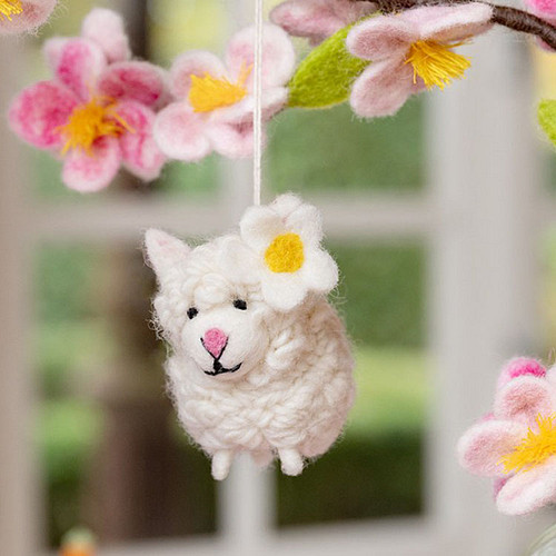 Hanger Wolvilt - Schaap met Margriet - Handmade&Fairmade - Homedeco - 7x8cm