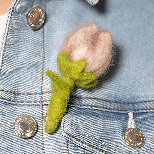 Broche Vilt Bloem - Tulpje "Livia" Pastel Terracotta/Paars - 8cm - Fairtrade Accessoire