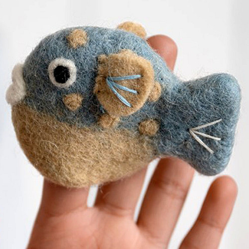 Vingerpoppetje Wolvilt - Sealife - Kogelvis/Blowfish - Handmade&Fairmade - Homedeco - 9x6cm