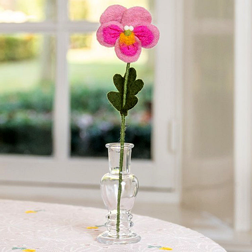 Bloem Wolvilt - Viooltje Roze - Handmade-Fairtrade - Homedeco - 30cm
