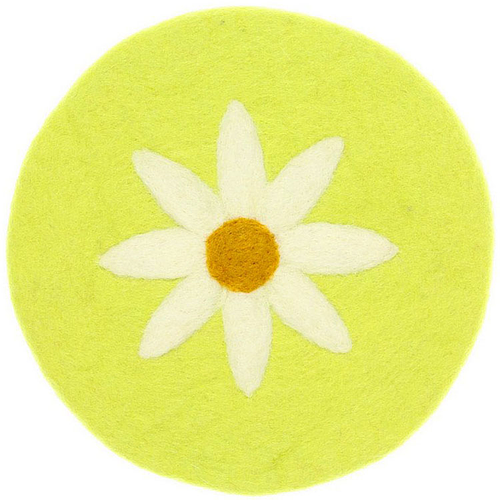 Vilten Onderzetter Rond - Geelgroen met Witte Margriet - 20 cm - Fairtrade Homedeco