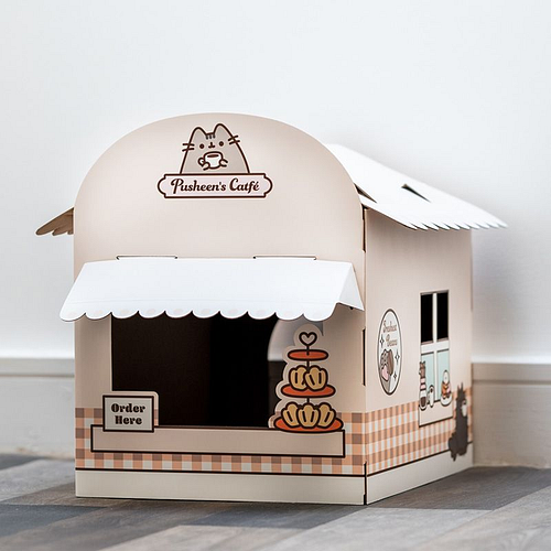 Speelhuisje Poes - Pusheen the Cat - Pusheens Catfe Order Here - DIY - Karton - 39x39x49cm